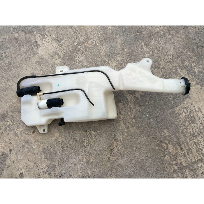 Deposito Limpiabrisas Gmc Yukon Del 2013 Al 2014 6.0
