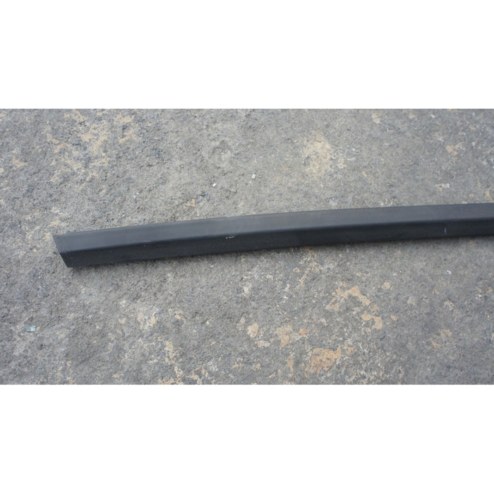 Moldura De Felpa Trasera Derecha Jaguar Xe 2015 - 2019*