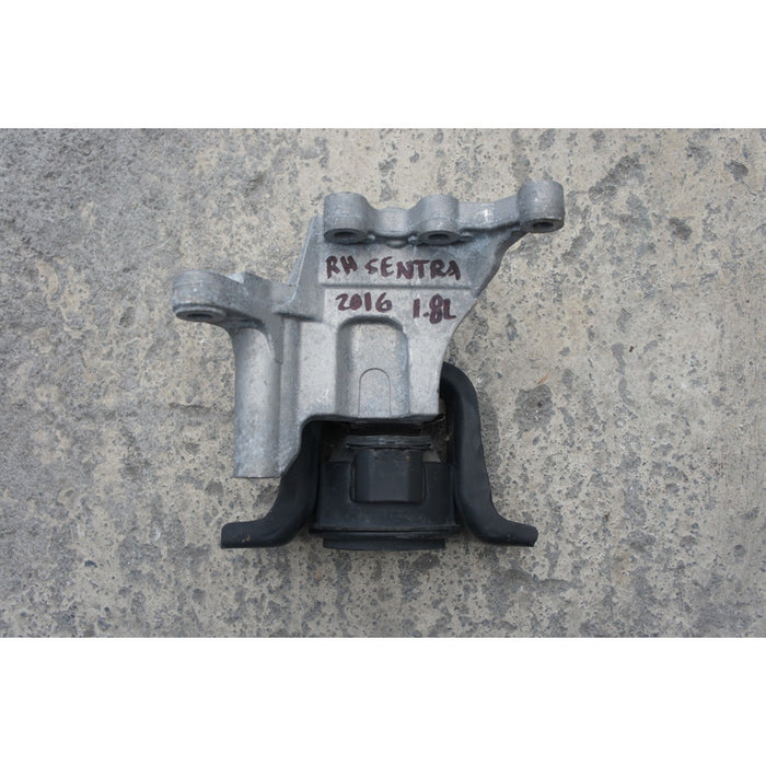 Soporte De Motor Derecho Original Para Sentra 2013-2019 1.8