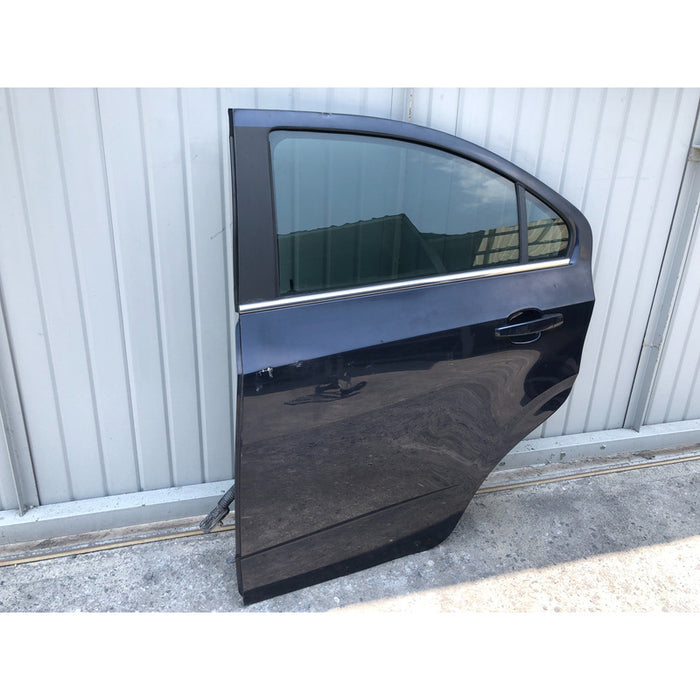 Puerta Trasera Izquierda Chevrolet Sonic 2013 2014 2015