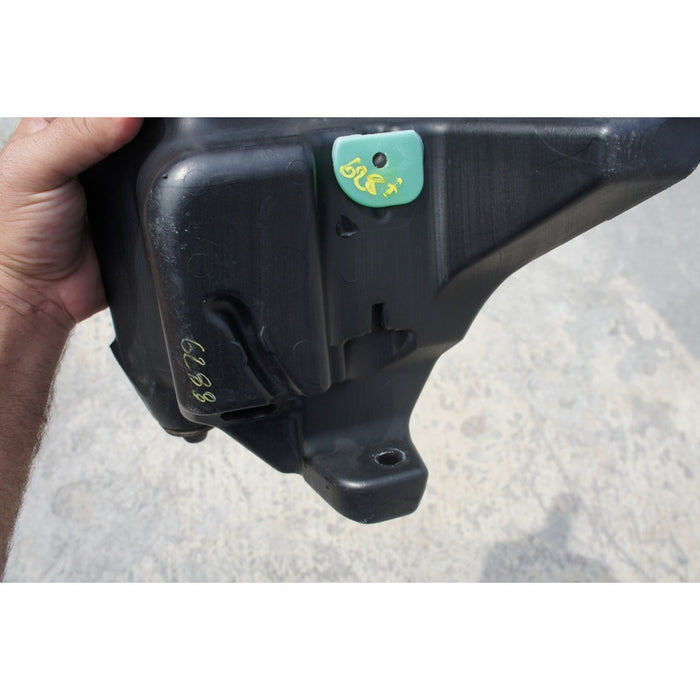 Deposito Limpiabrisas Dodge Ram 2014-2018 Para 6.7 Diesel