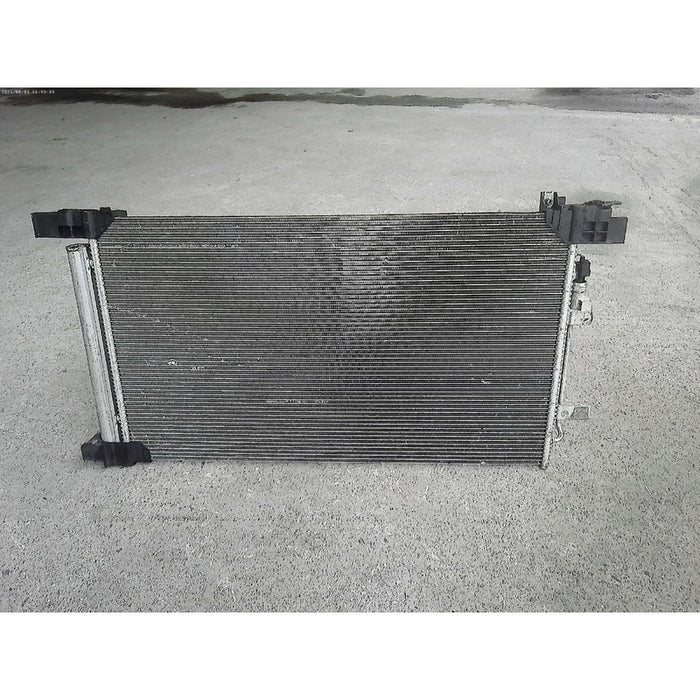 Condensador Original Nissan Altima 2019 2020 2021 2.5 Litros
