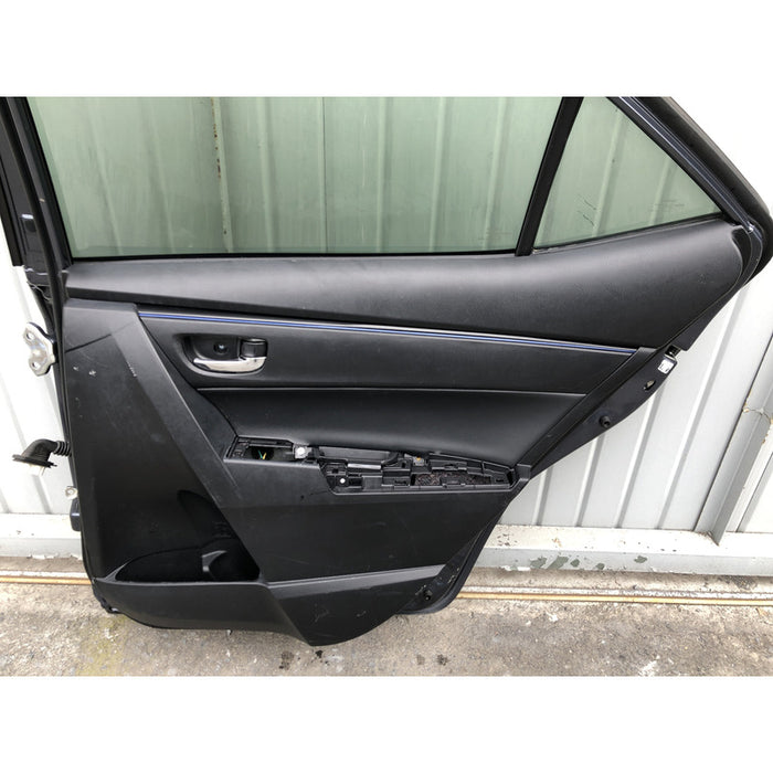 Puerta Trasera Derecha Corolla 2014 2015 2016 2017 2018 2019