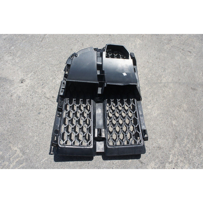 Moldura De Parrilla Derecha Original Dodge Ram 2013-2018