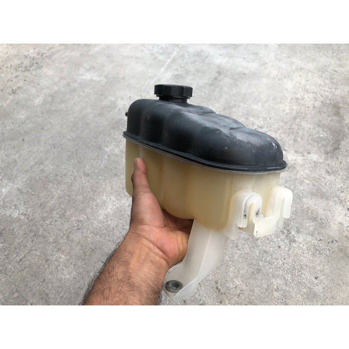Deposito Agua Radiador Chevrolet Silverado 2014 Al 2018 5.3