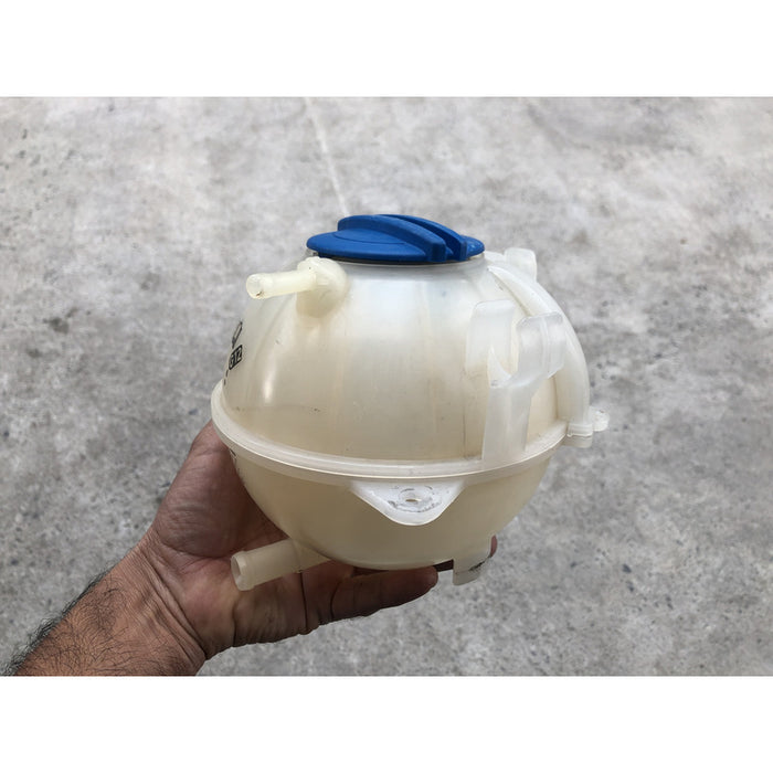 Deposito Agua Radiador Volkswagen Cc 2009 Al 2012 2.0