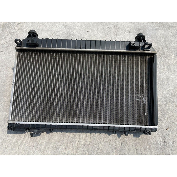 Radiador Original Para Camaro 2010, 2011 Motor 3.6 Manual