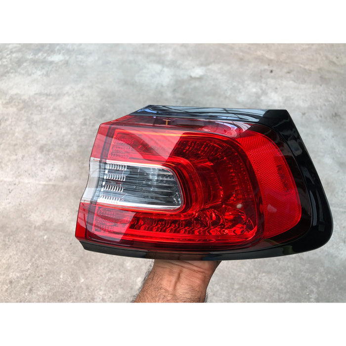 Calavera Derecha Original Jeep Cherokee 2014 - 2018