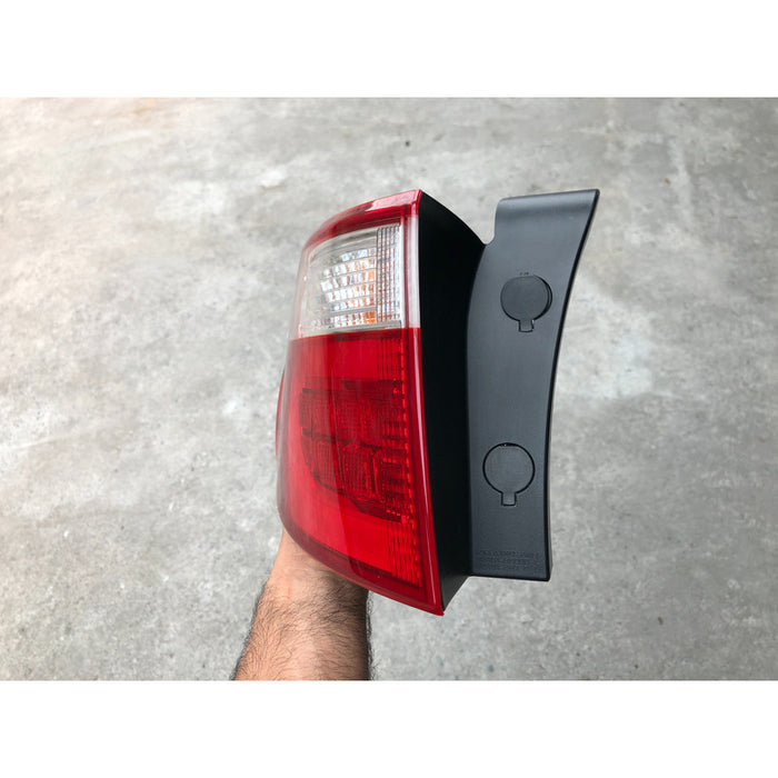 Calavera Izquierda Original Hyundai Santa Fe 2013 Al 2016