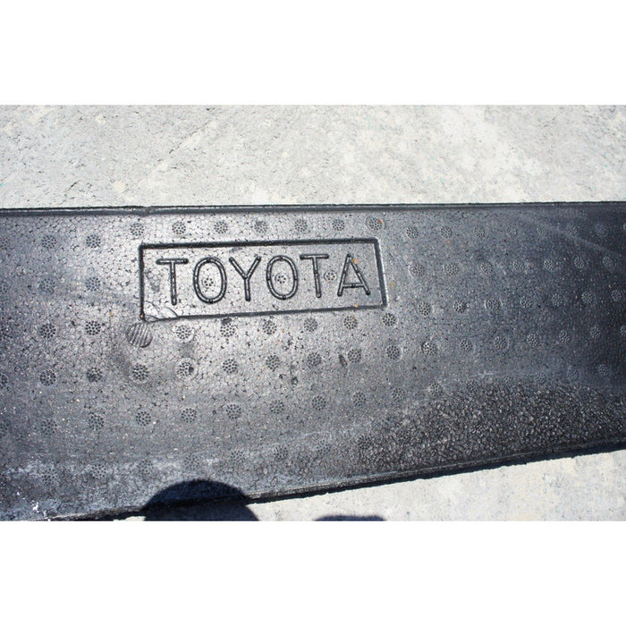 Relleno Original Defensa Trasera Toyota Camry 2012 2013 2014