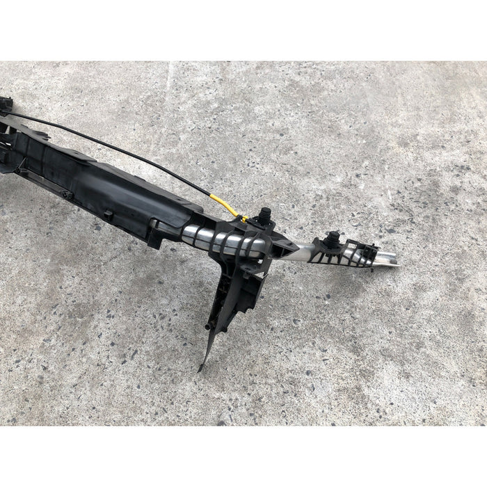 Marco Radiador Mercedes Benz Cla250 2014 Al 2019 2.0