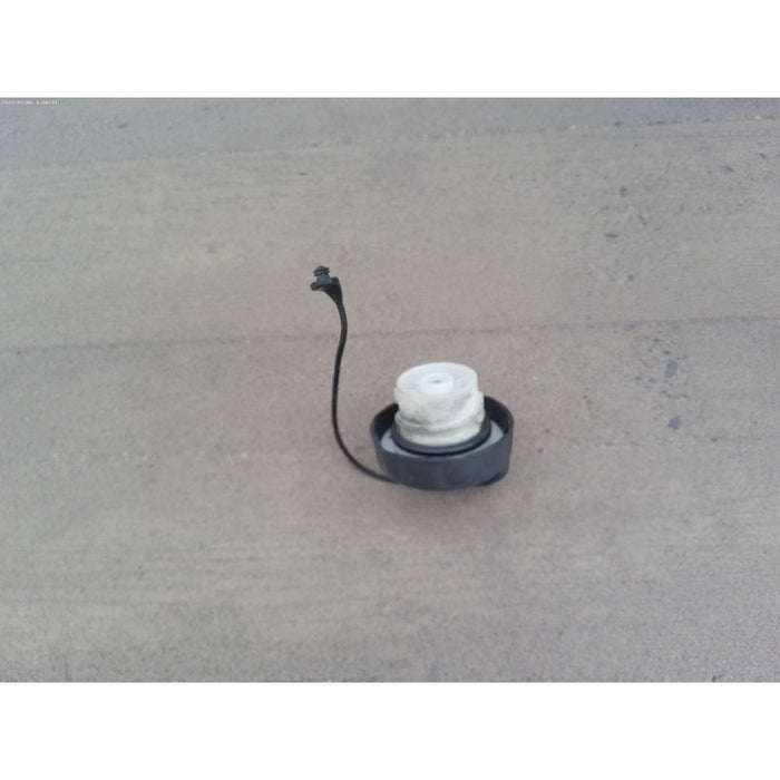 Tapón De Gasolina Genuino Para Jeep Patriot 2007-2017 2.4 L.