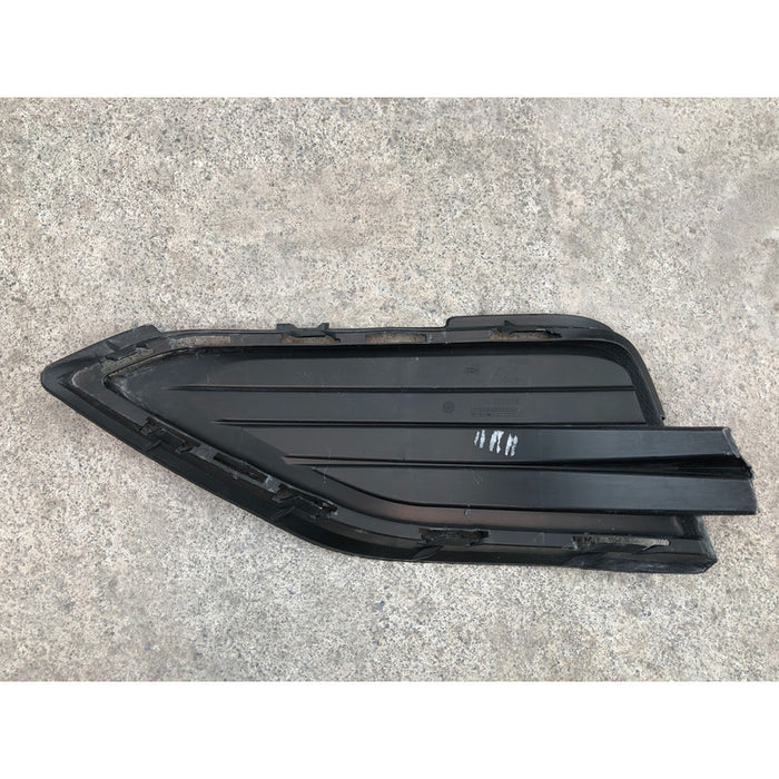 Parrilla De Facia Derecha Para Volkswagen Jetta 2019-2021