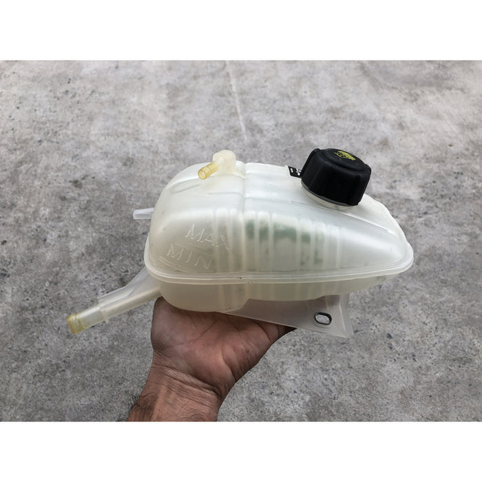 Deposito Agua Radiador Nissan Sentra 2020 - 2023 2.0