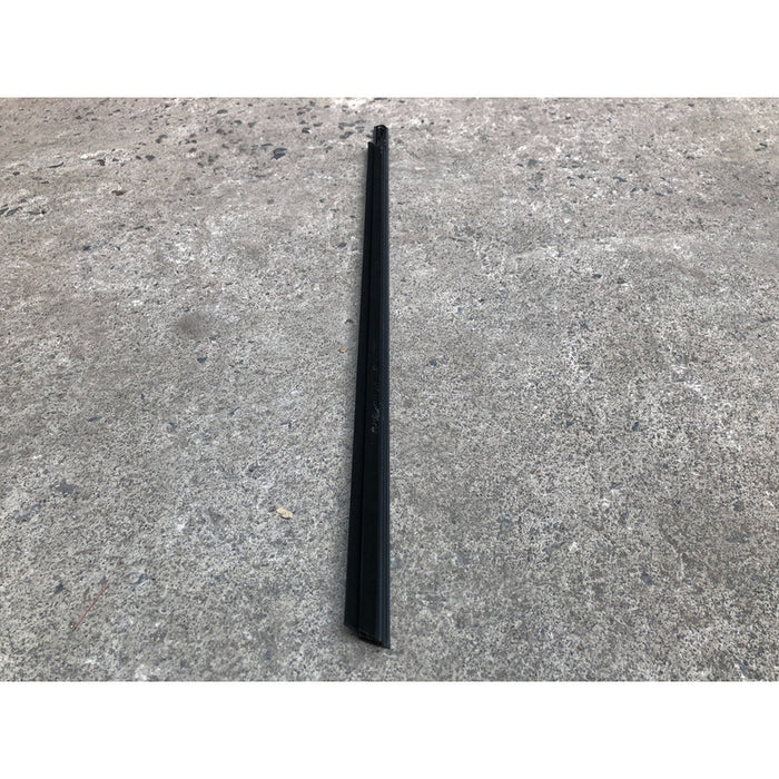 Moldura De Felpa Delantera Derecha Aveo 2012 Al 2018