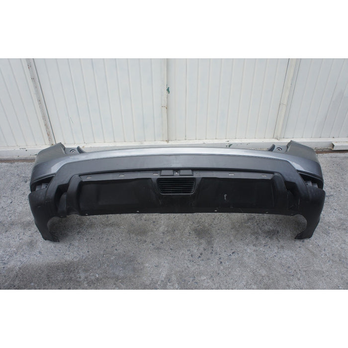 Defensa Trasera Nissan Rogue 2017 - 2018