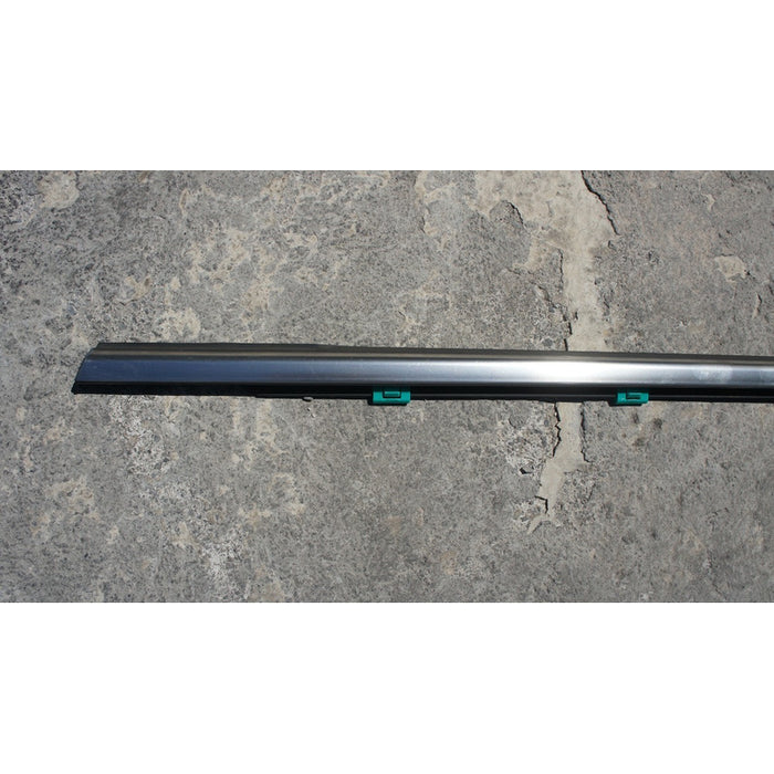 Moldura Felpa Trasera Derecha Hyundai Elantra 2013 Al 2016