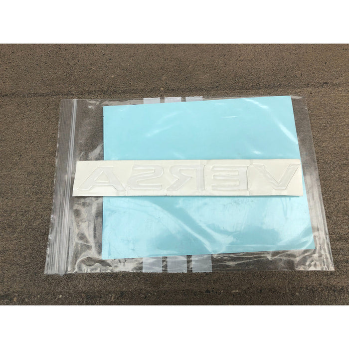Emblema Trasero Letras Nissan Versa 2012 -2019