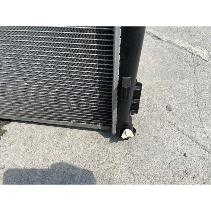 Radiador Agua Original Para Kia Sedona 2015-2021 3.3 L