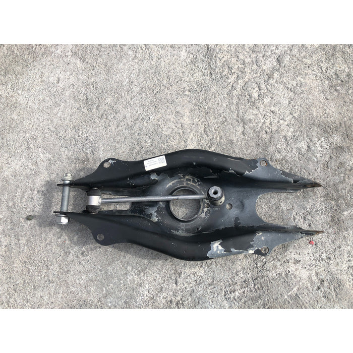 Horquilla Trasera Derecha Mercedes Benz C300 2015 2025 2.0