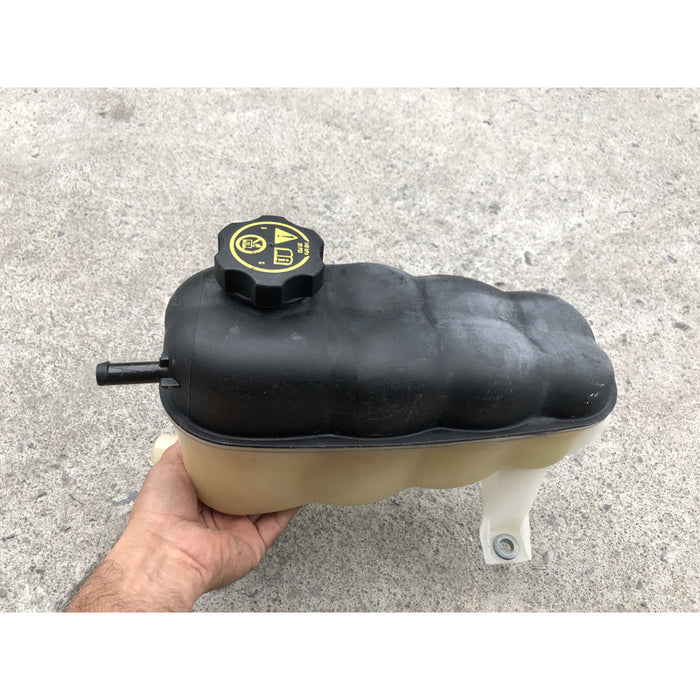 Deposito Agua Radiador Gmc Yukon 2007 Al 2014 6.2