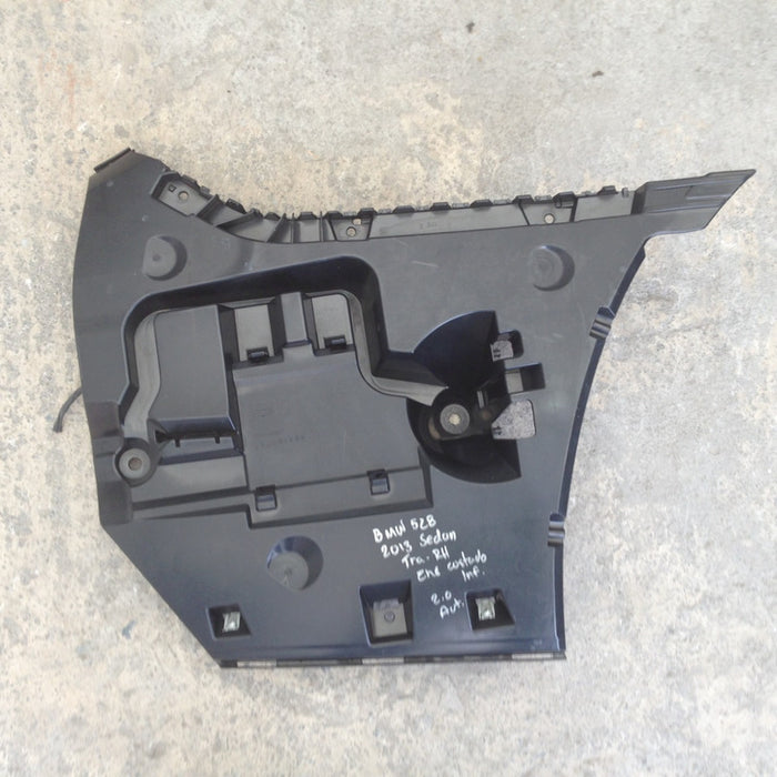 Guia Defensa Trasera Derecha Bmw 528i 2011 2012 2013