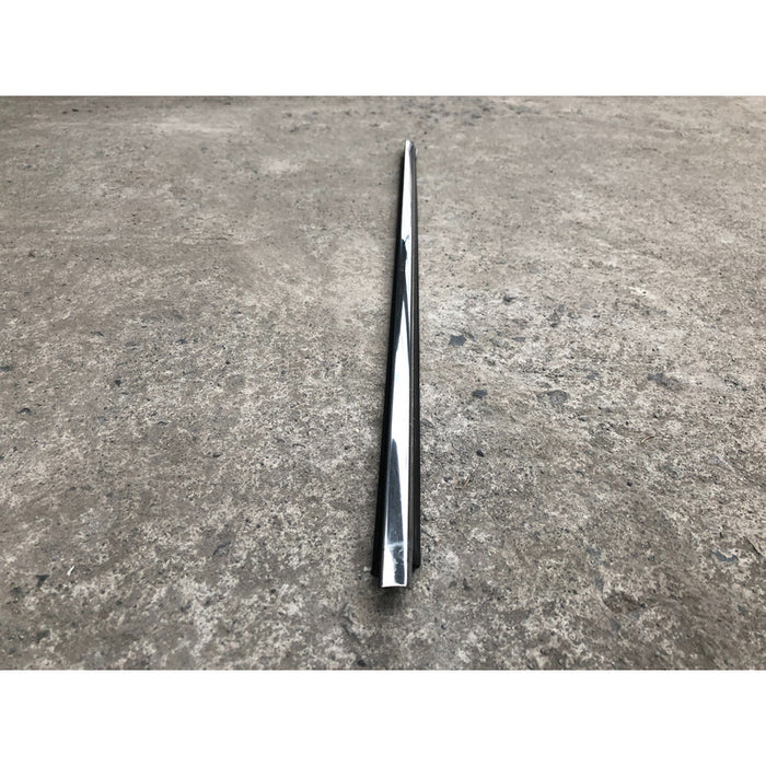 Moldura De Felpa Delantera Derecha Altima 2013 Al 2018