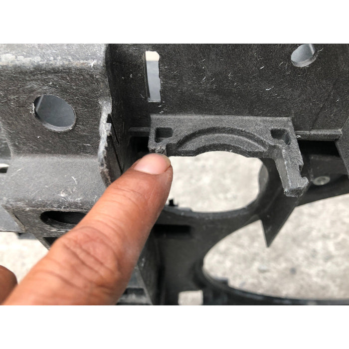 Marco De Radiador Original Nissan Maxima 2016, 2017, 2018