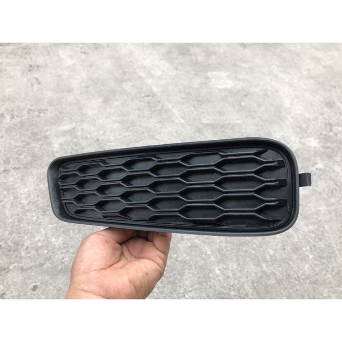 Parrilla Derecha Volkswagen Transporter 2010 2012 2013 2014