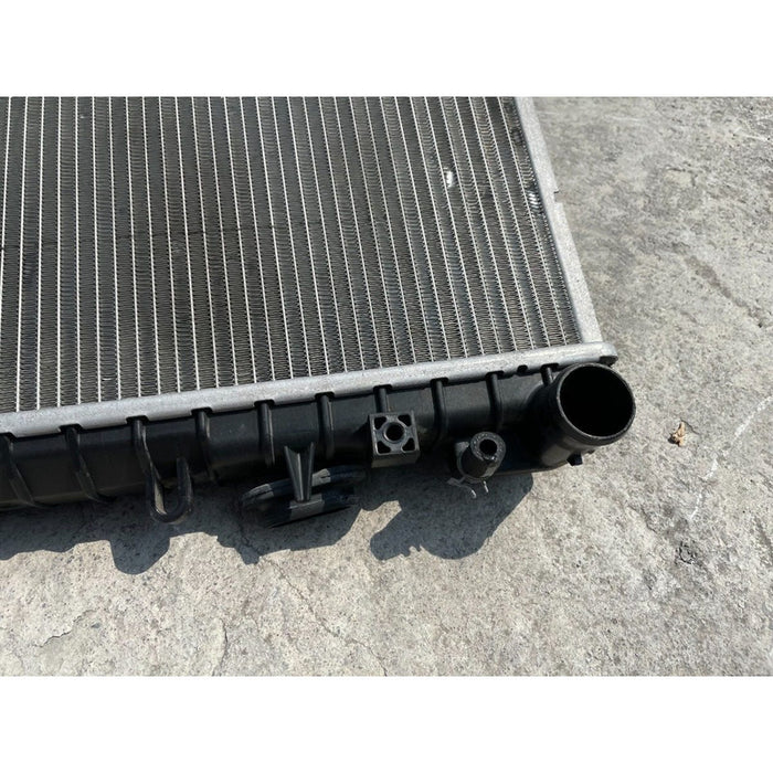 Radiador Original Para Camaro 2010, 2011 Motor 3.6 Manual