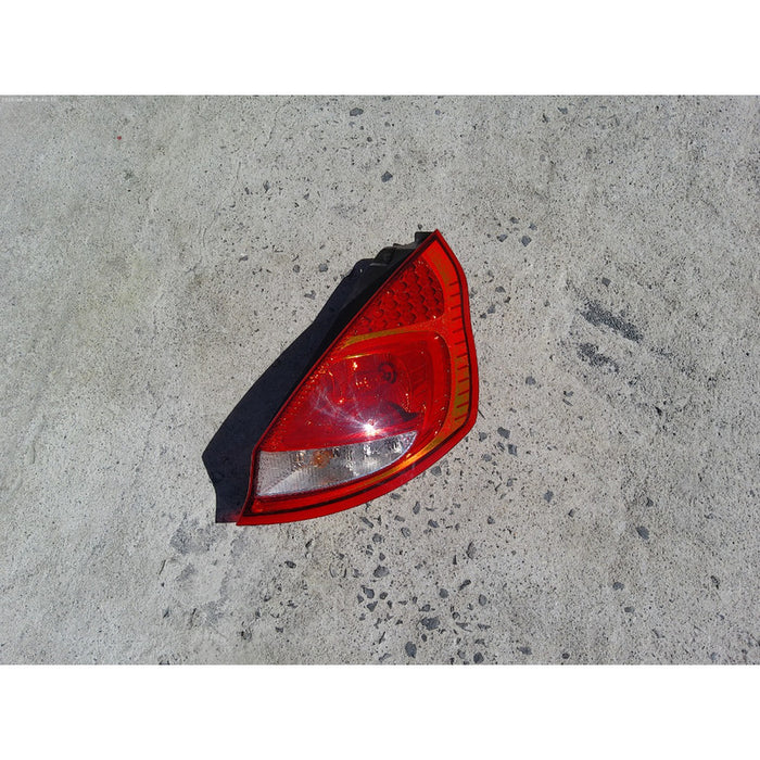 Calavera Derecha Ford Fiesta 2008 2009 2010 2011 2012