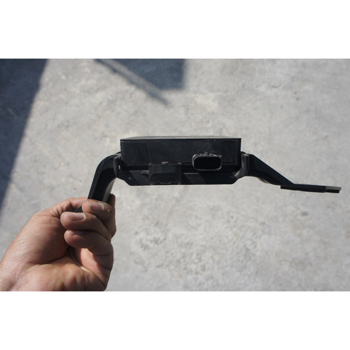 Modulo De Control Trasero Derecho Escape Del 2013 Al 2016