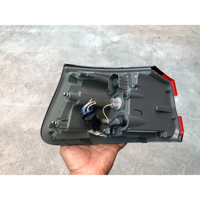 Calavera Derecha Original Jeep Cherokee 2014 - 2018