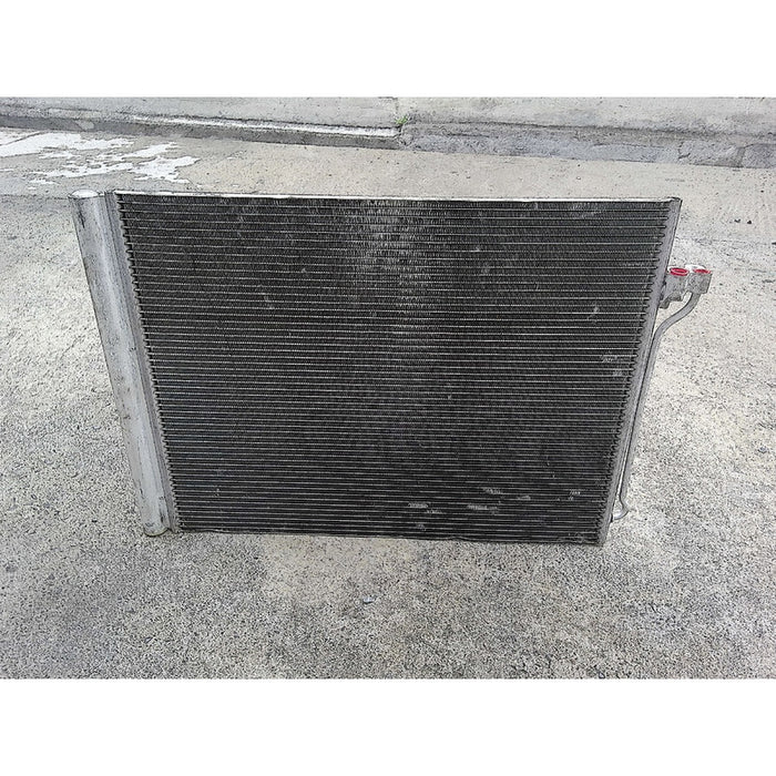 Condensador Original Bmw 550i Del 2011 Al 2016 4.8 Litros