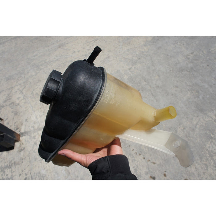 Deposito Agua Radiador Chevrolet Suburban 2007 - 2014 *