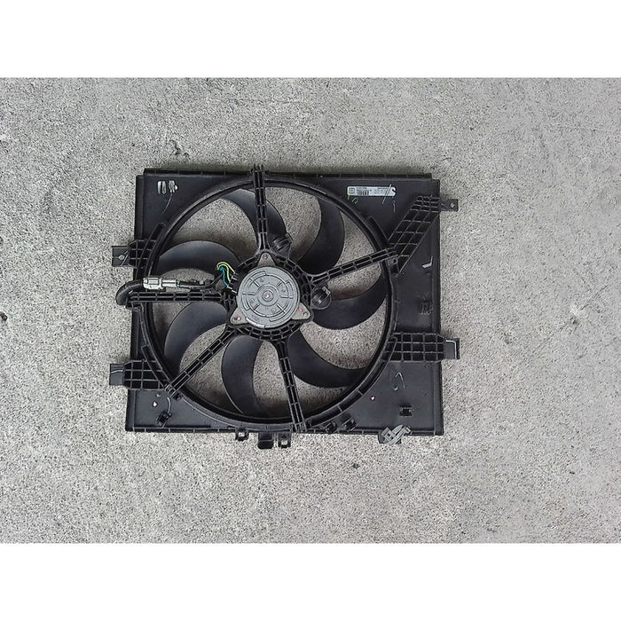 Motoventilador Nissan Versa Del 2012 Al 2019 1.6