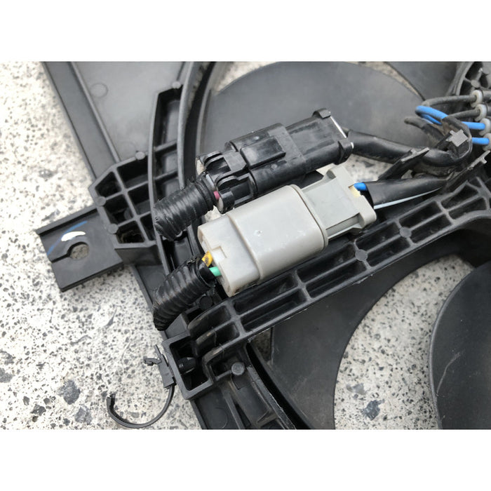 Motoventilador Nissan Versa Del 2012 Al 2019 1.6