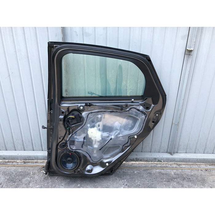 Puerta Trasera Derecha Ford Focus 2012 Al 2018