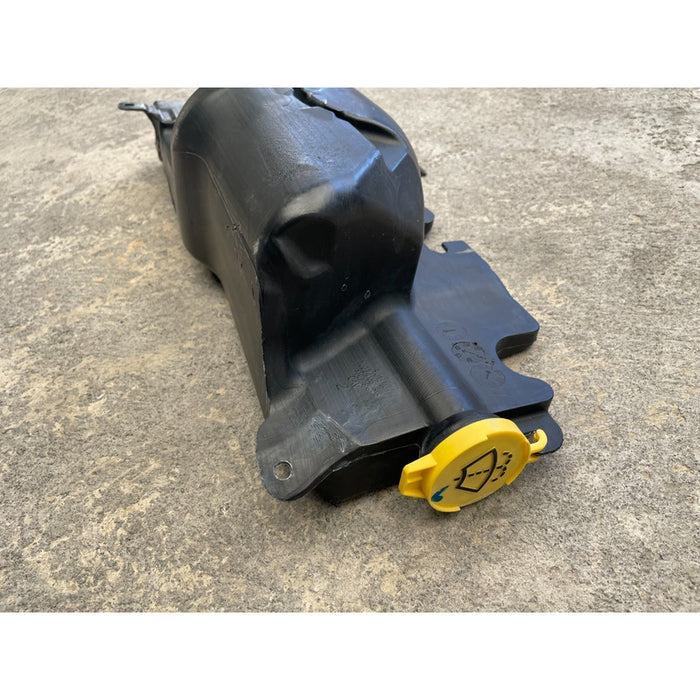 Deposito Limpiabrisas Dodge Ram Del 2011 Al 2018 6.4
