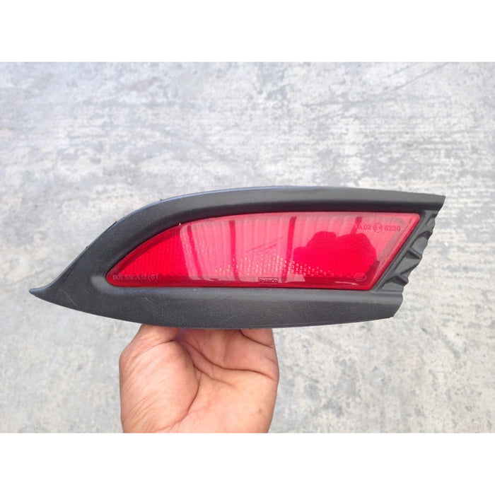 Reflejante Trasero Izquierdo Focus Hatchback 2012 Al 2014