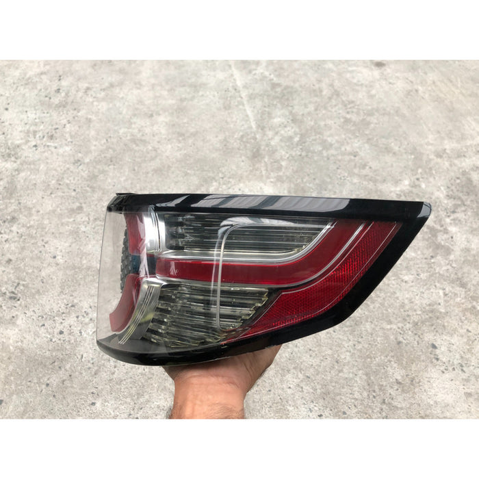 Calavera Derecha Original Land Rover Discovery 2014 Al 2019