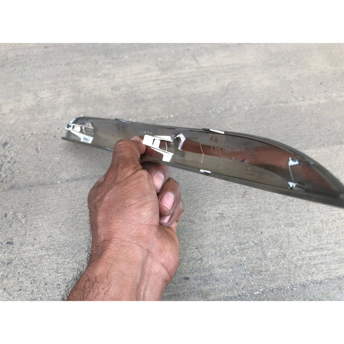 Moldura Facia Delantera Izquierda Kia Rio 2016 2017