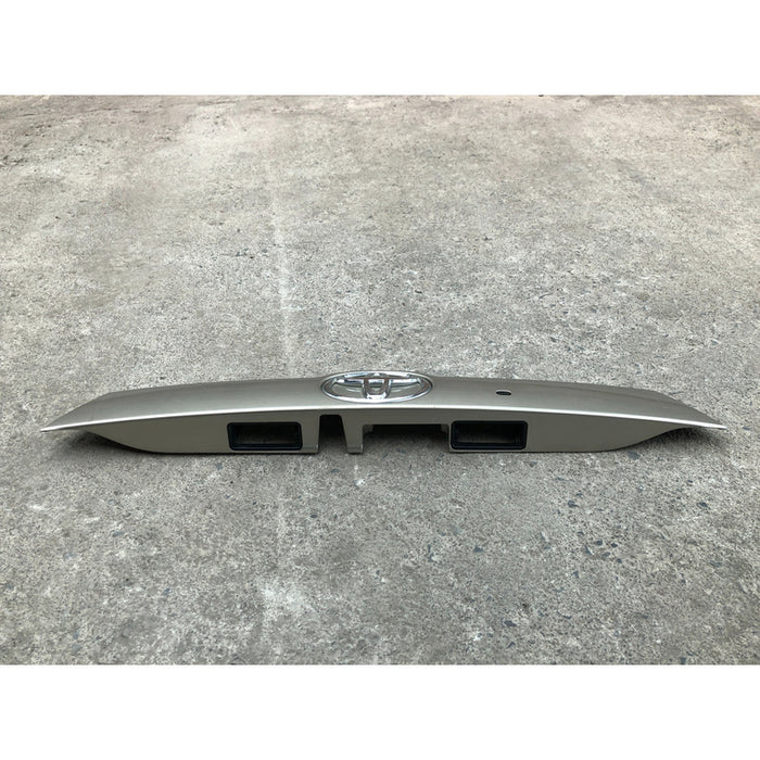 Moldura Cajuela Toyota Highlander 2014 Al 2019