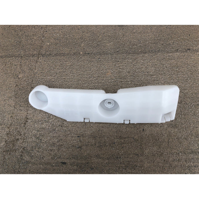 Guia Defensa Trasera Derecha Nissan Versa 2012 -2019