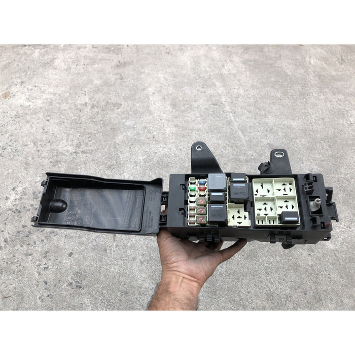 Caja De Fusibles Jaguar F-pace 2018 2019 2020 2.0