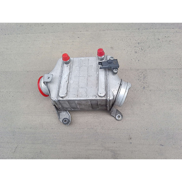 Radiador De Intercooler Izquierdo Bmw 550i 2010 Al 2018 4.4