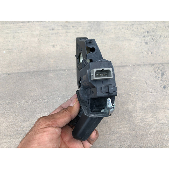 Chapa Cajuela Original Para Audi A4 2009, 2010, 2011, 2012