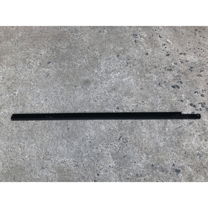 Moldura De Felpa Delantera Derecha Aveo 2012 Al 2018