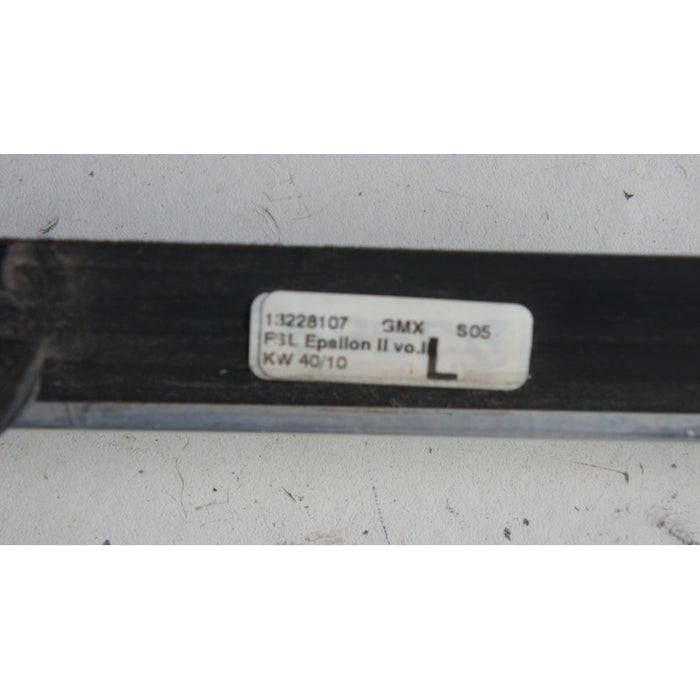 Moldura De Felpa Delantera Izquierda Regal 2011 Al 2017