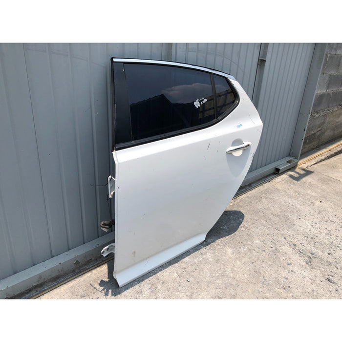 Puerta Trasera Izquierda Kia Optima 2011 Al 2015